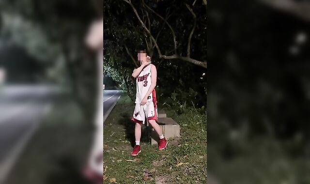 Gay Amateur: Outside Japanese Kit Piss