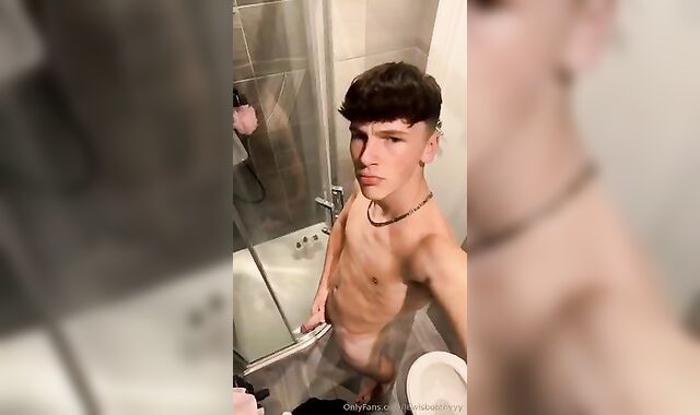 Gay Solo: Lewis Boothy Pre Shower Dick