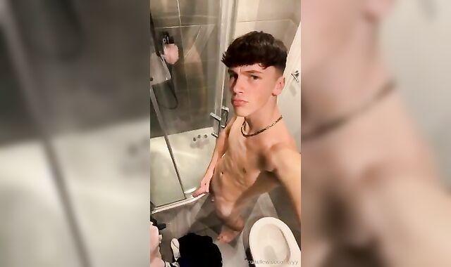 Gay Solo: Lewis Boothy Pre Shower Dick