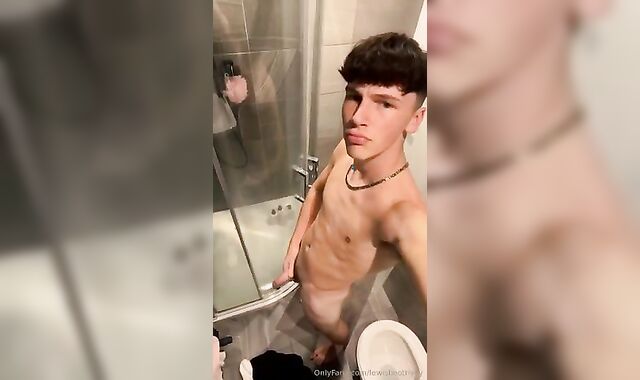 Gay Solo: Lewis Boothy Pre Shower Dick