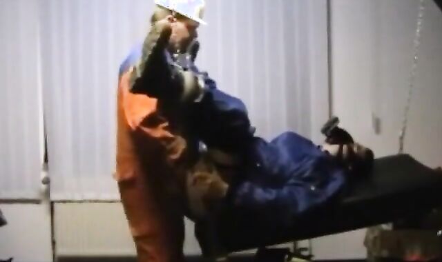 Bearded Daddy Barebacks Worker