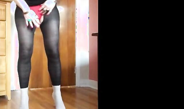 Crossdresser's Anal Fun with Butt Plug