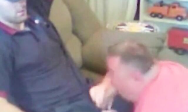 Big Cock Amateur Gets Blowjob