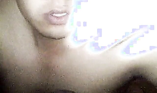 Curioso Amateur Mamando Verga de un Twink