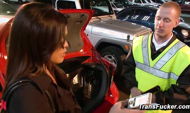 Mall Cop Holiday Heat Carmen