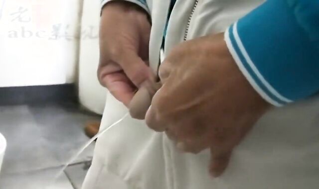 Gay Amateur: Chinese grandpa