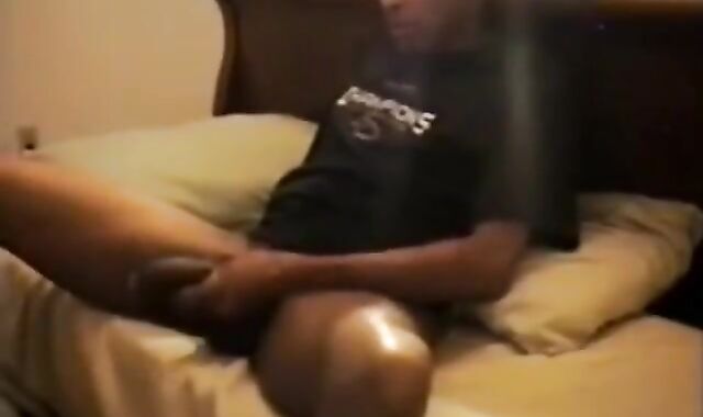 Older white dude sucks a MASSIVE BBC on cam