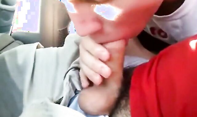 Twink sucks off friend in car and swallows his cum