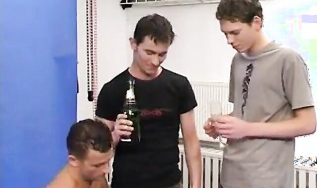 Epizod 4: Hot Twinks and Hunks at the Ranch