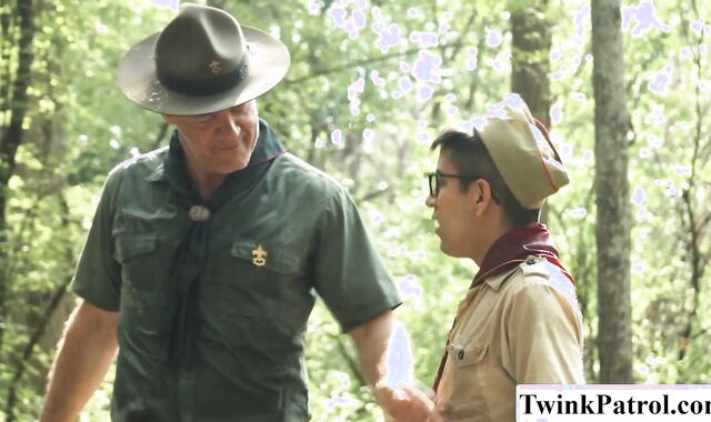 Patrol officer takes a break and fucks this Twink