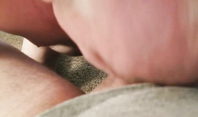Amateur Cock Sucking Blowjob 2
