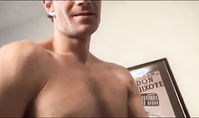 Hunk de Nueva York en un vídeo amateur gay