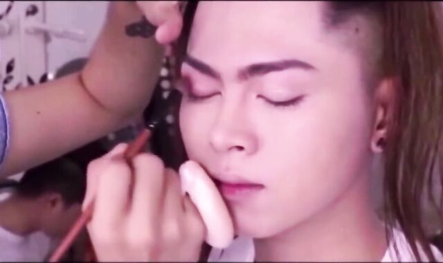 Asian Princess: Emo Crossdresser's Vintage Webcam Show