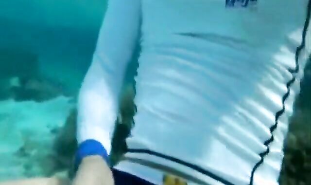 18: fish eat cums in ocean
