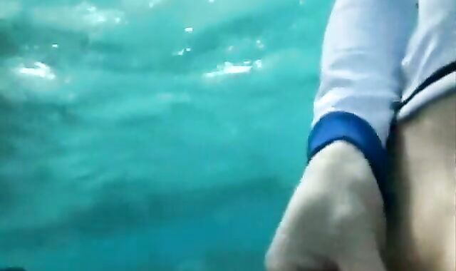 18: fish eat cums in ocean
