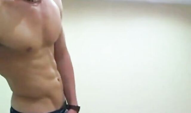 19yo American Twink Strips on Cam for You
