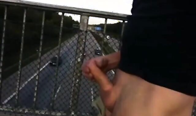Outdoor Handjob for a Big-Cocked Hunk 2