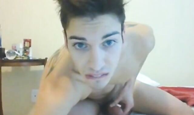 Webcam Twink Jacks Off 2