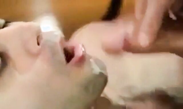 Big-Cock Webcam Man Spills Leche Condensada 2