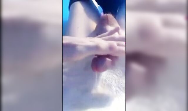 Twink Jonnyboyxx222 Strokes it 2