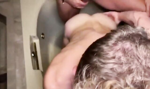 Dos Putas Una Polla. messy faggot Hook-up