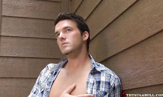 Trystan Bull: Slinking Behind Nature's Sweetheart