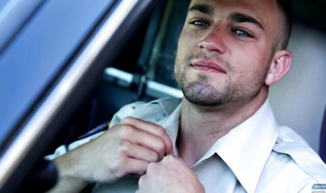 Next Door Masculine: Rockstar Fellow Takes Center Stage