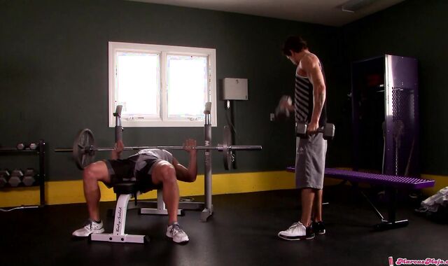Marcus Mojo: Extracting the Strength of Their Six pack at the Gym