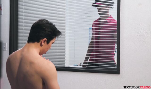 Next Door Taboo: Unexperienced Locker Guest room Joy