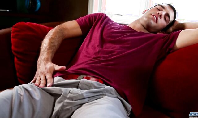 Next Door Masculine: Perched Rump, Reckless Lust