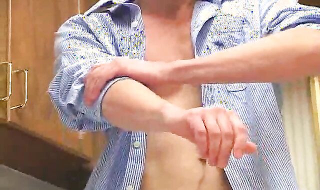 Next Door Masculine: Titanic Turn-On: A Taste of James Fiat