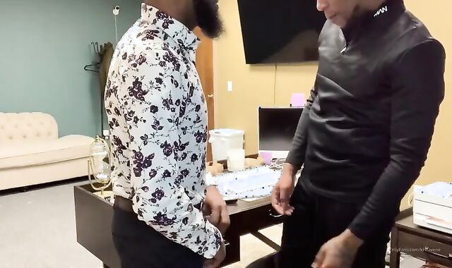 Khi Lavene & Sexyassbam - Stop Stealing