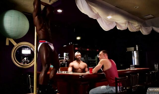 Next Door Studios: Jay Eats and Deep-throats Brandon's Bootie