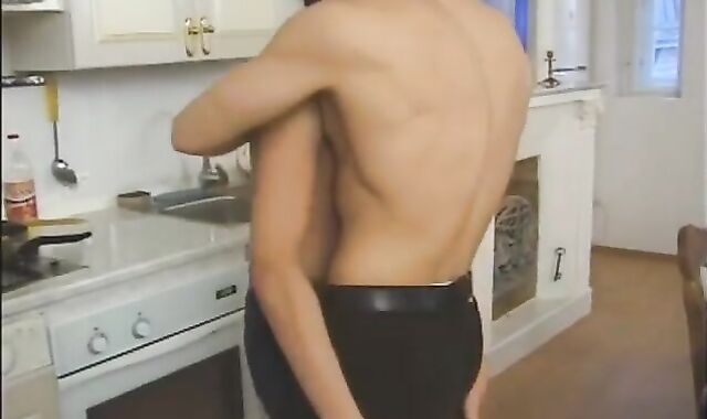 2 kinky B-ys In The Kitchen
