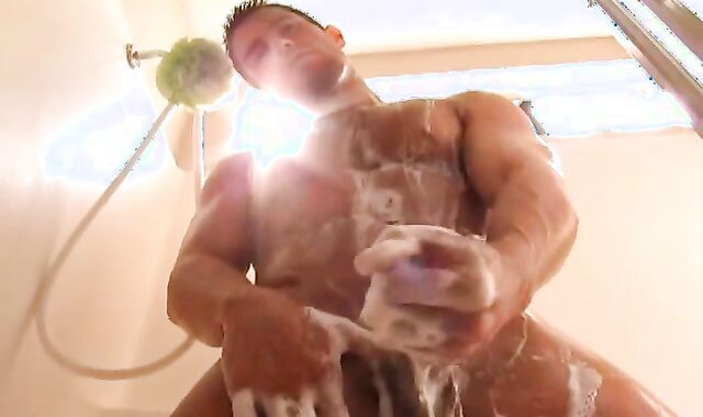 Cody Cummings: Cody's Bathroom Solo