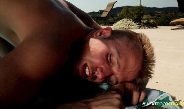 Next Door Friends: Euro oral job jizm outdoors