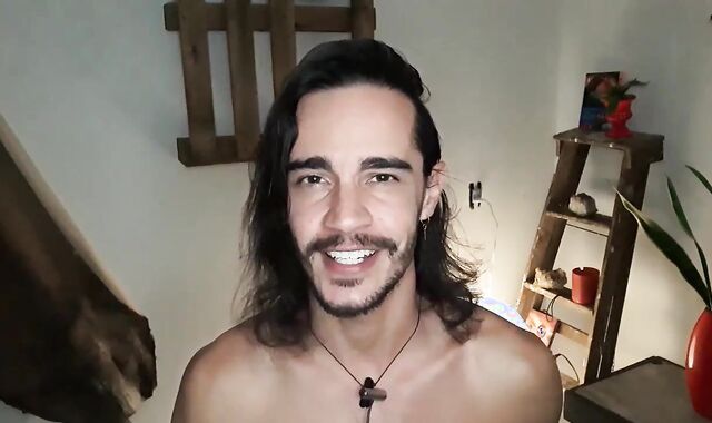 CONTO ERÓTICO Homosexual - PEGUEI MEU NAMORADO COM MEU MELHOR AMIGO - JUAN CALABARES