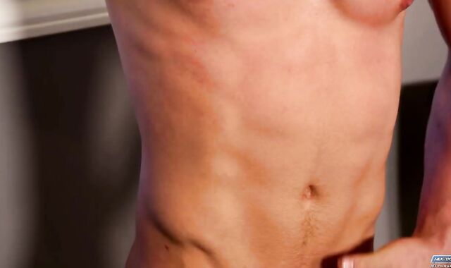 Next Door Studios: Glowing Afterglow with Derrick Dime