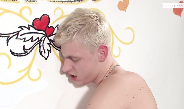 Thugs Get Raunchy with Leon Cook