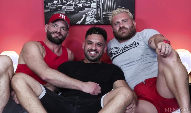 Pride Studios: Grizzly Sandwich for Platinum-blonde