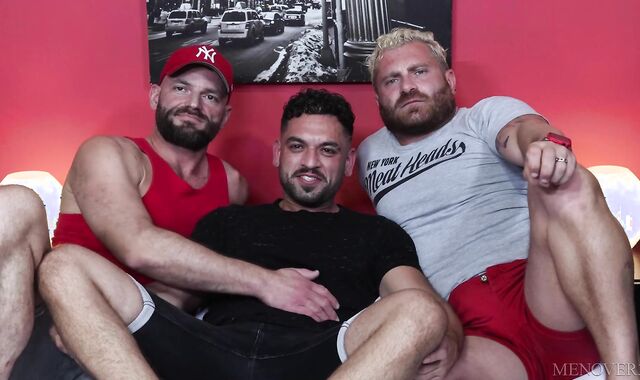Pride Studios: Grizzly Sandwich for Platinum-blonde