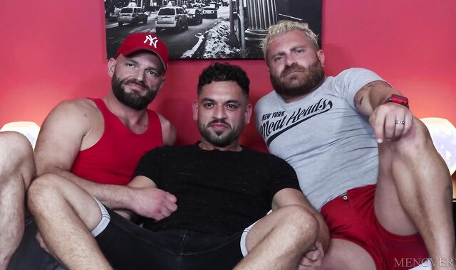 Pride Studios: Grizzly Sandwich for Platinum-blonde