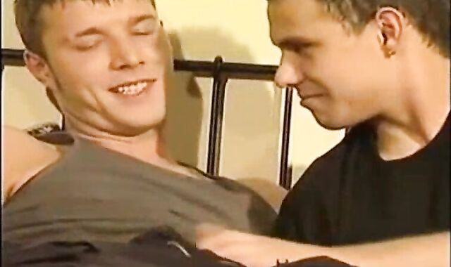 Czech 3-some - BoyFriendTVcom