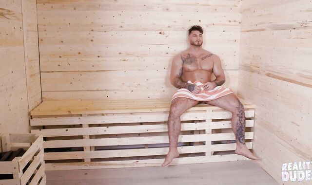 Reality Folks: Manly Lovelies Get Molten Horny