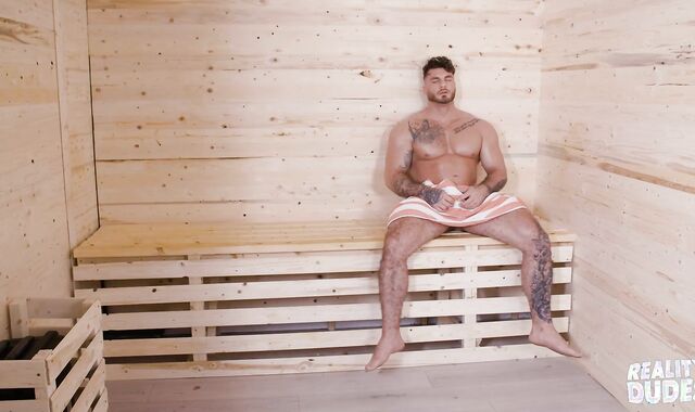 Reality Folks: Manly Lovelies Get Molten Horny