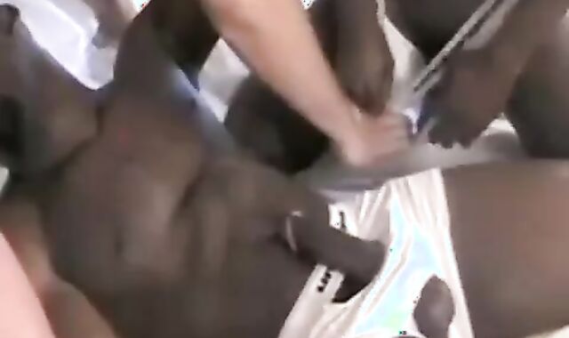 ebon boyz Humping Milky wazoo In threesome