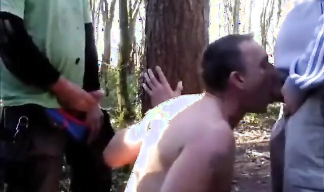 Verdadero Cruising En El Bosque.' Data-max=