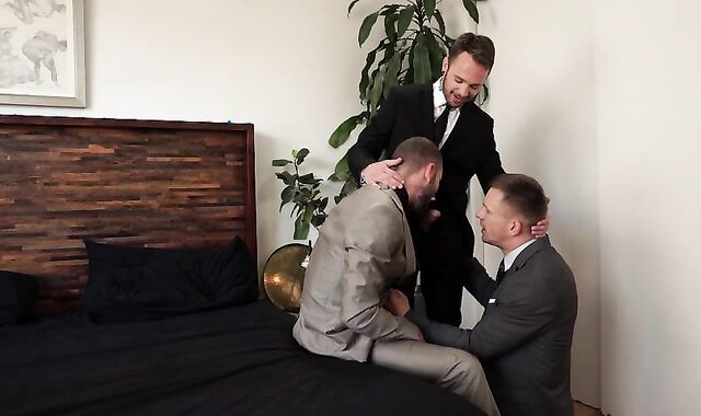 Suit screw trio-some