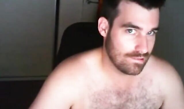 Amateur Daddy Hunk Strokes His Big Cock