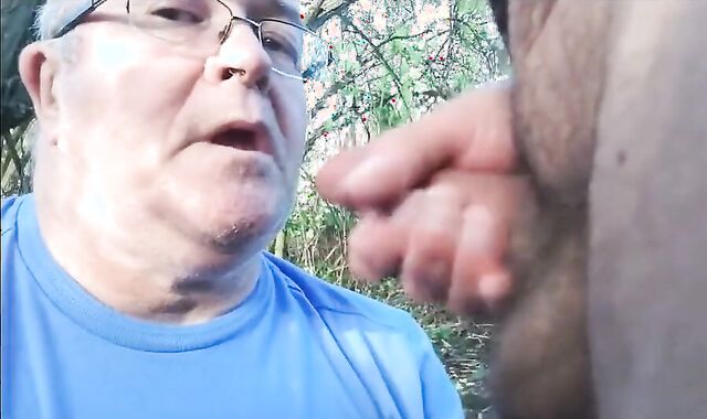 Autumn Blowjob for Daddy